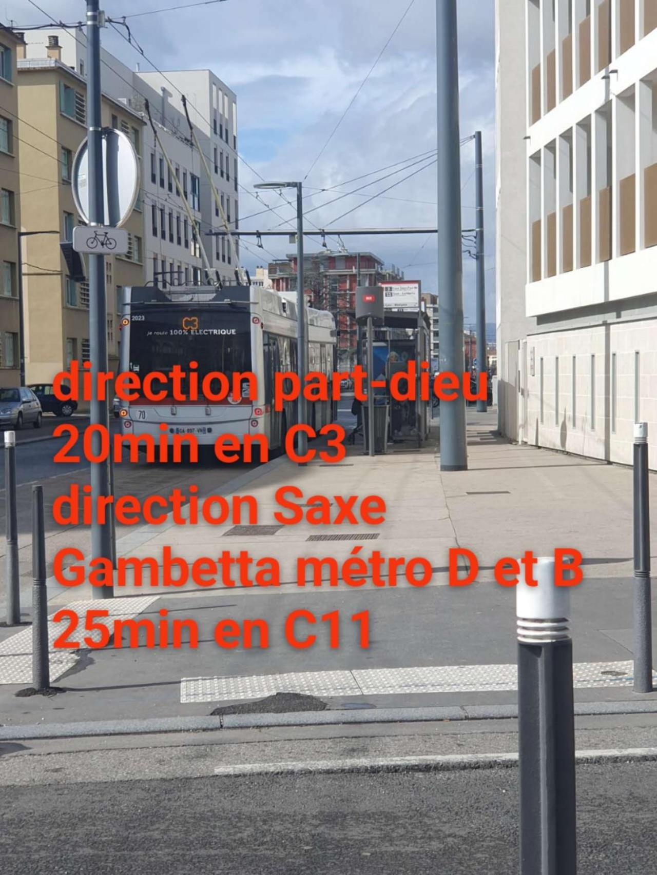 Medipole T2 Avec Un Garage Gratuit Sur Place, 16Min A Centre Ville Lyon En Metro A 빌뢰르반 외부 사진