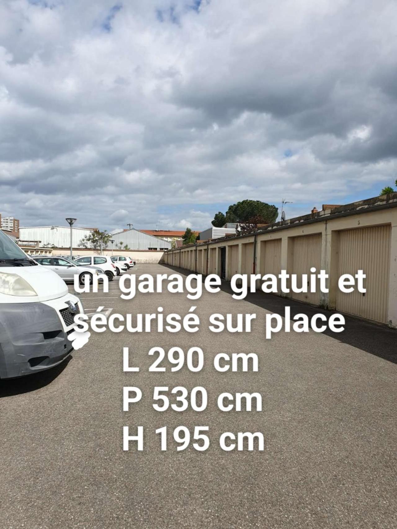 Medipole T2 Avec Un Garage Gratuit Sur Place, 16Min A Centre Ville Lyon En Metro A 빌뢰르반 외부 사진