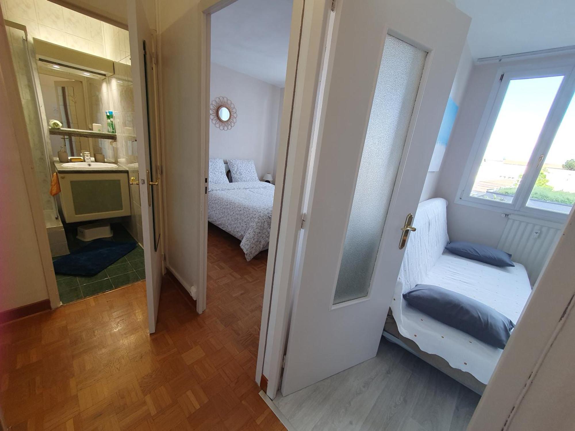 Medipole T2 Avec Un Garage Gratuit Sur Place, 16Min A Centre Ville Lyon En Metro A 빌뢰르반 외부 사진